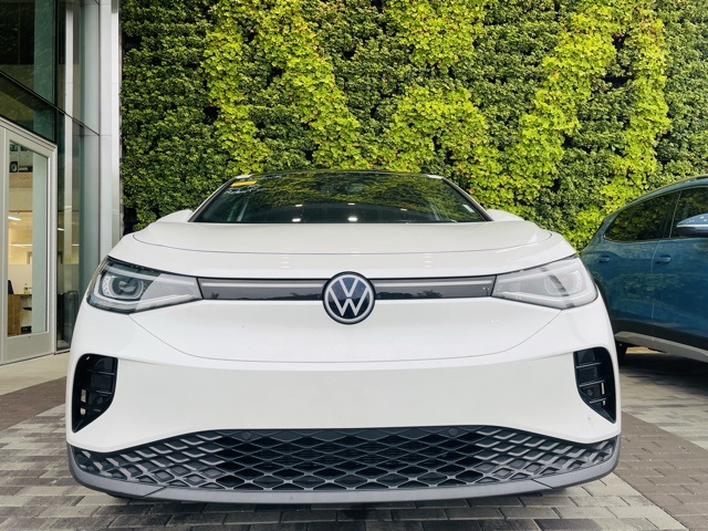 used 2023 Volkswagen ID.4 car, priced at $25,900