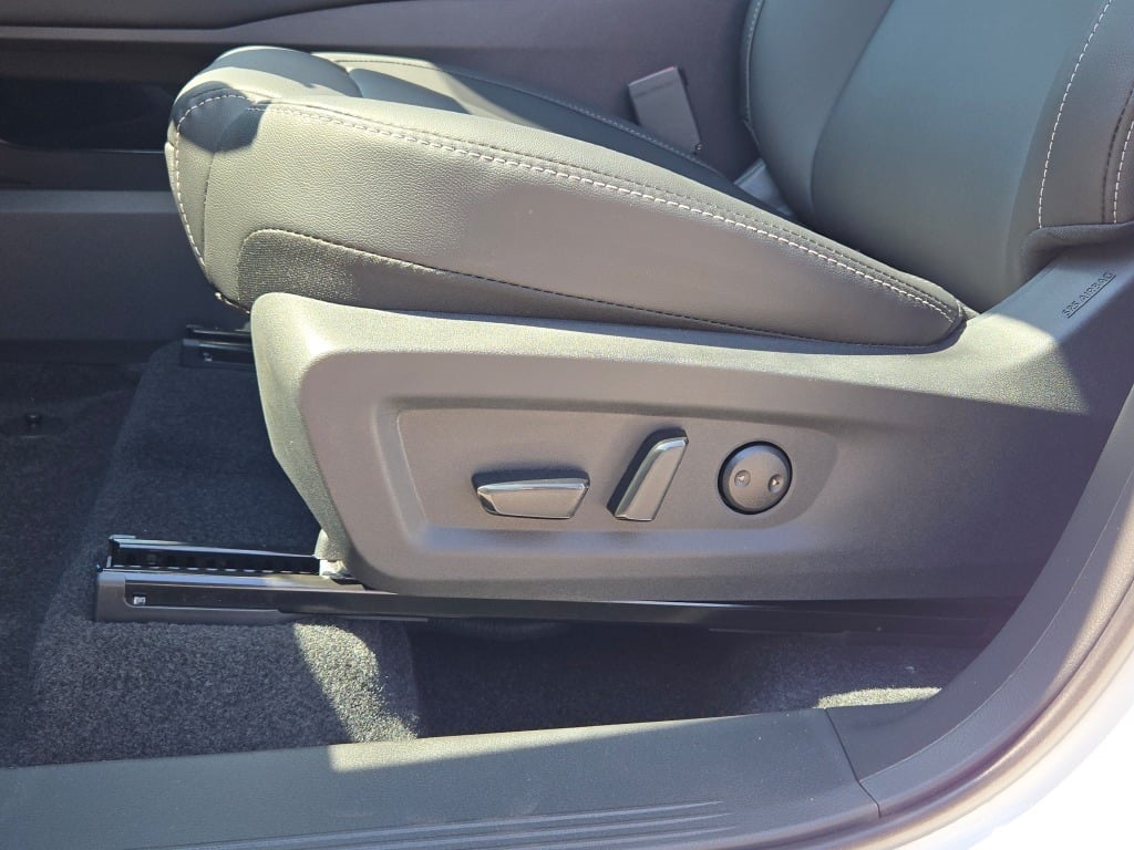 new 2025 Nissan Murano car, priced at $49,800
