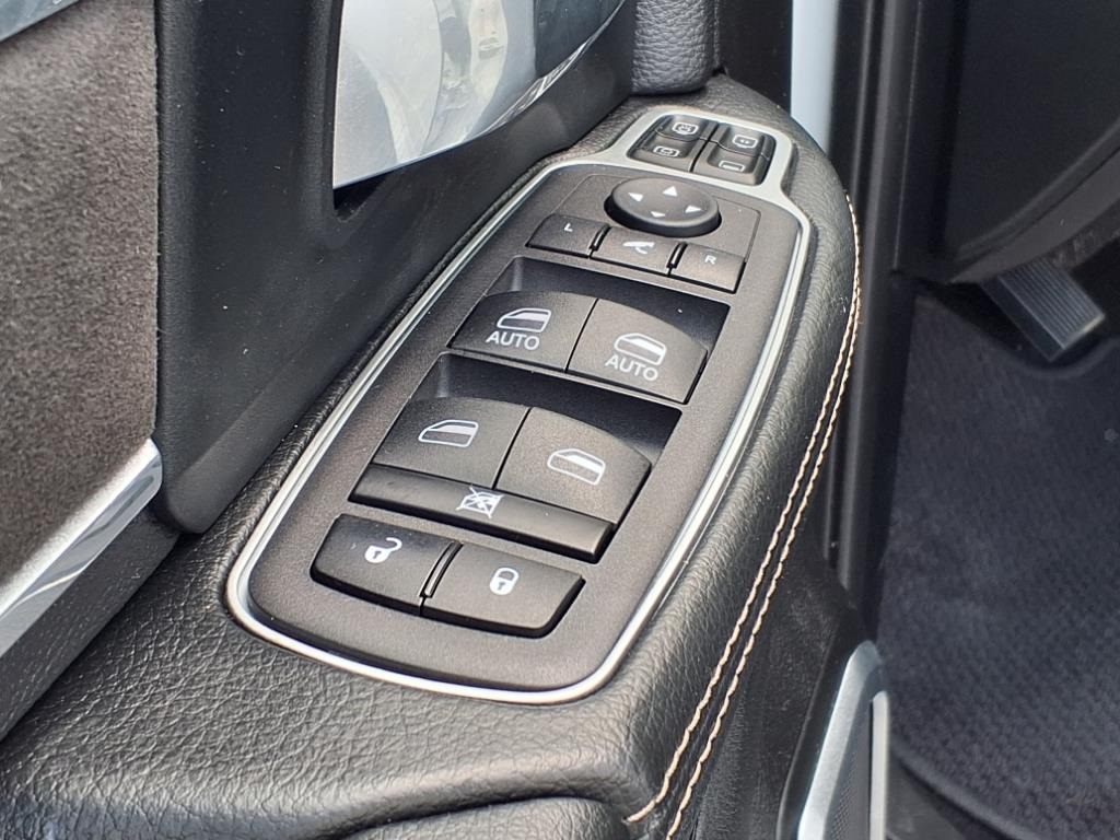 used 2024 Ram 2500 car, priced at $58,900