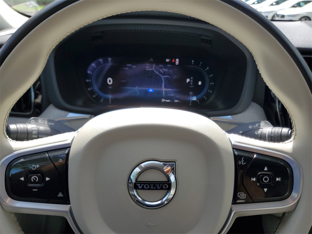 used 2023 Volvo XC60 car, priced at $36,594