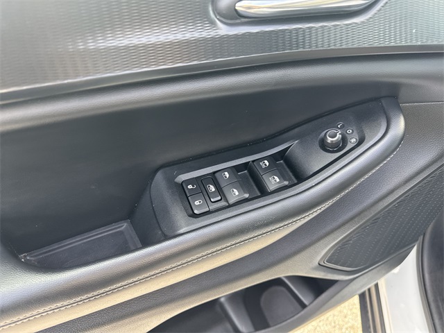 used 2024 Jeep Grand Cherokee car, priced at $27,999