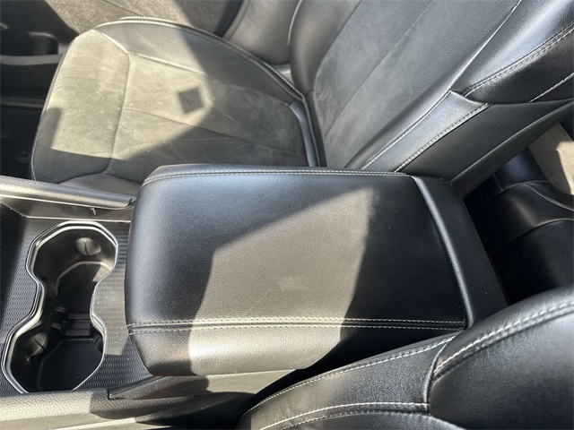 used 2024 Jeep Grand Cherokee car, priced at $27,999