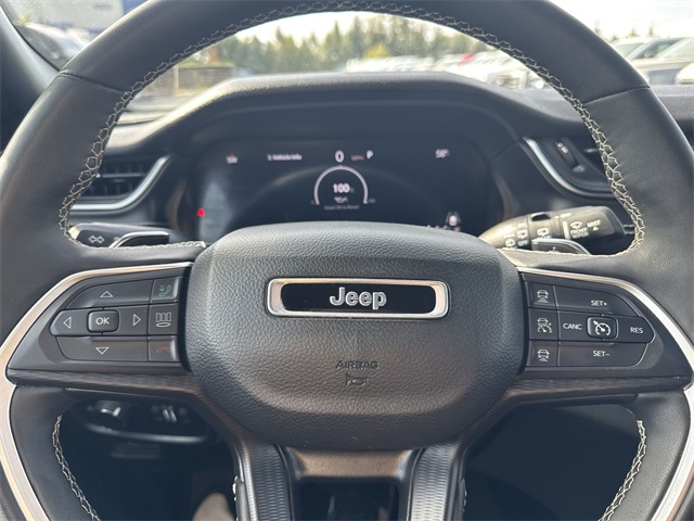 used 2024 Jeep Grand Cherokee car, priced at $27,999