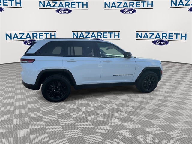 used 2024 Jeep Grand Cherokee car, priced at $27,999