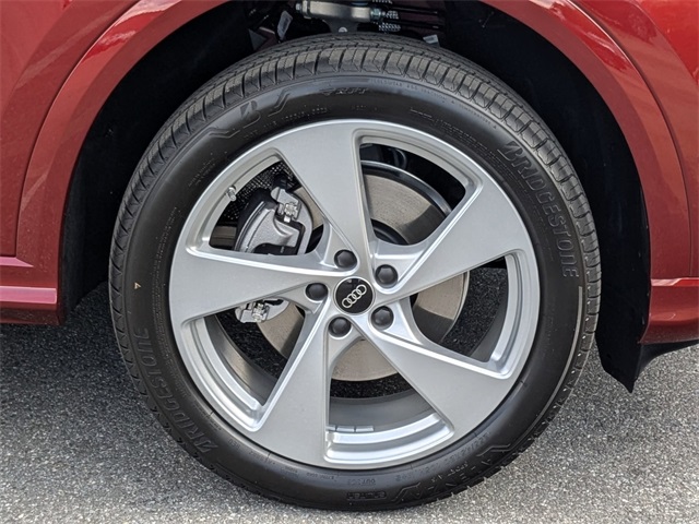 new 2025 Audi Q5 car, priced at $58,950