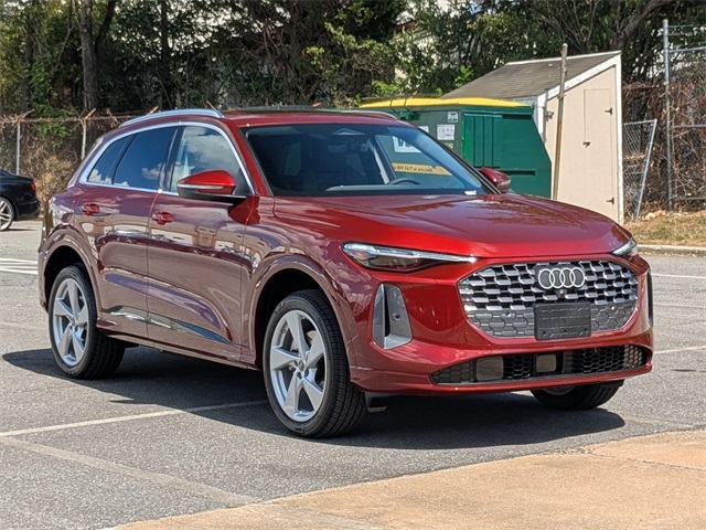 new 2025 Audi Q5 car, priced at $58,950