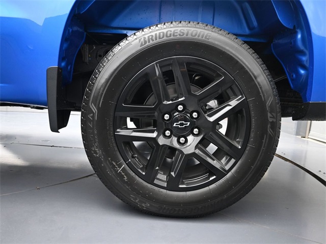 new 2026 Chevrolet Silverado 1500 car, priced at $43,221