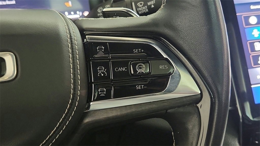 used 2022 Jeep Grand Cherokee car, priced at $29,988