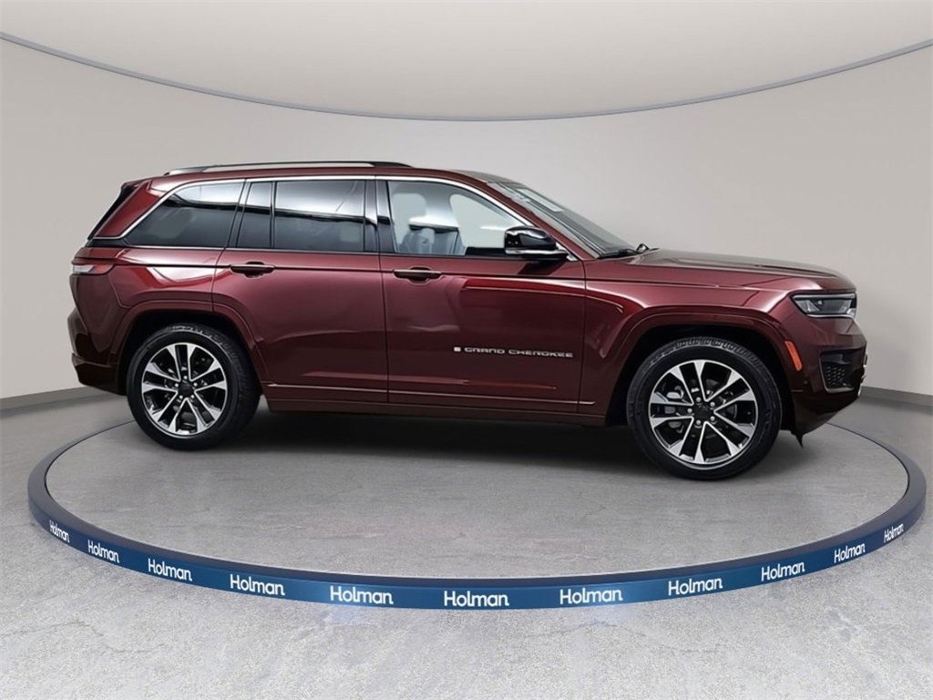 used 2022 Jeep Grand Cherokee car, priced at $29,988