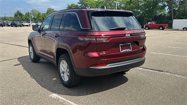 new 2025 Jeep Grand Cherokee car, priced at $42,848