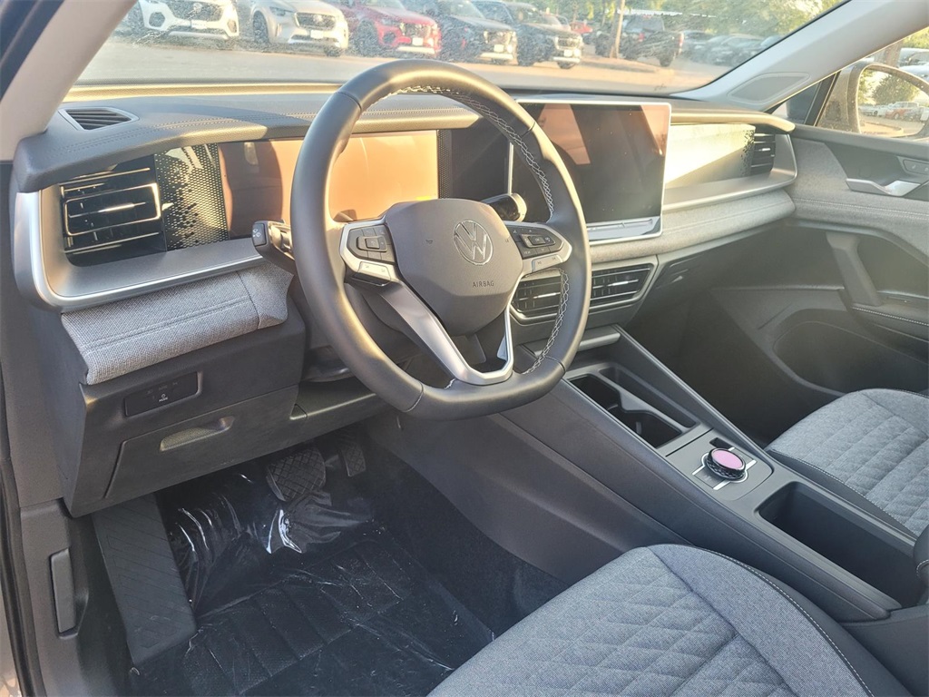 new 2025 Volkswagen Tiguan car, priced at $28,771