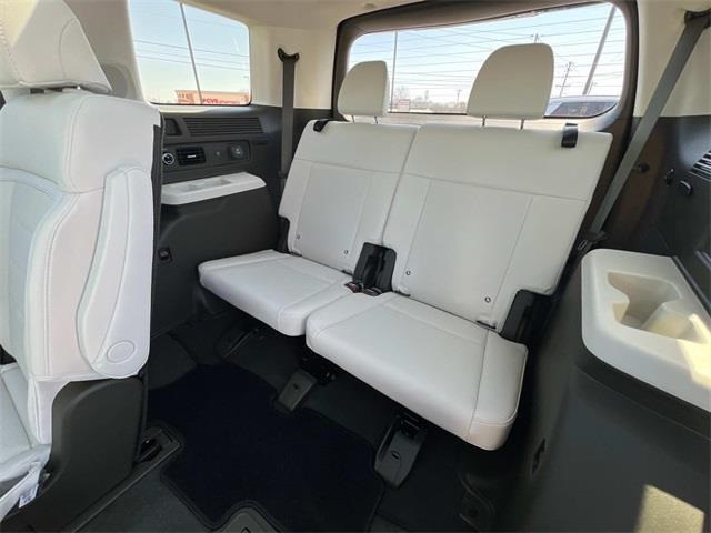 new 2025 Hyundai Santa Fe car, priced at $47,751