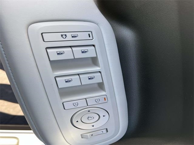 new 2025 Hyundai Santa Fe car, priced at $47,751