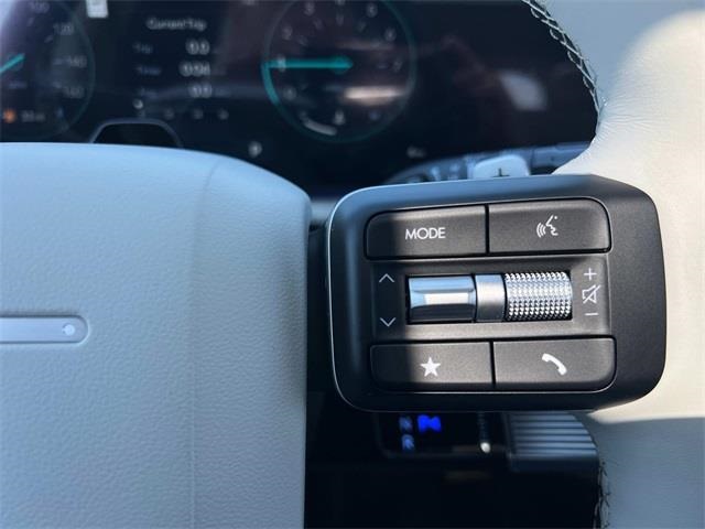 new 2025 Hyundai Santa Fe car, priced at $47,751