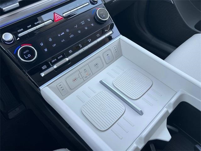 new 2025 Hyundai Santa Fe car, priced at $47,751