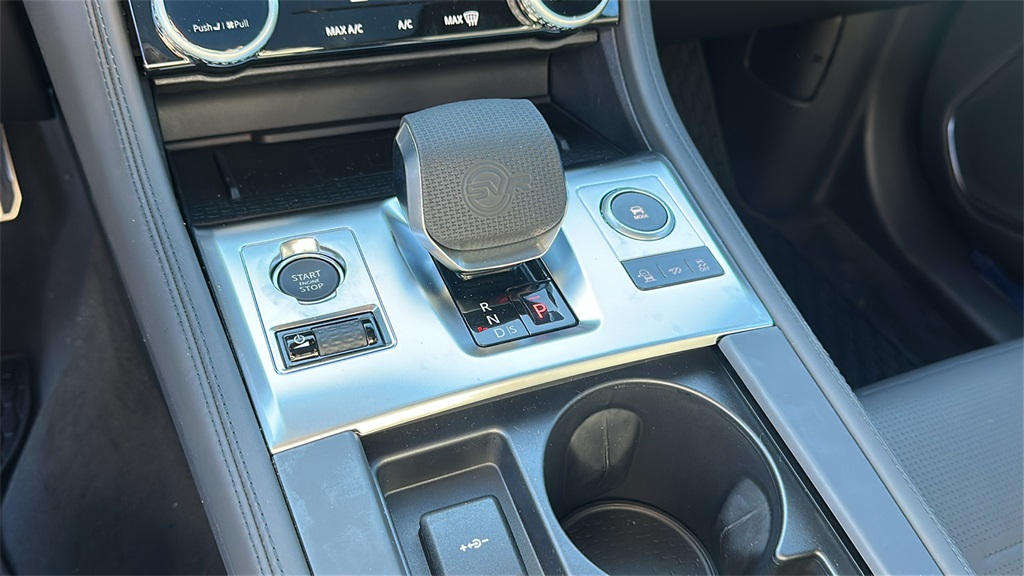 new 2026 Jaguar F-PACE car, priced at $98,778