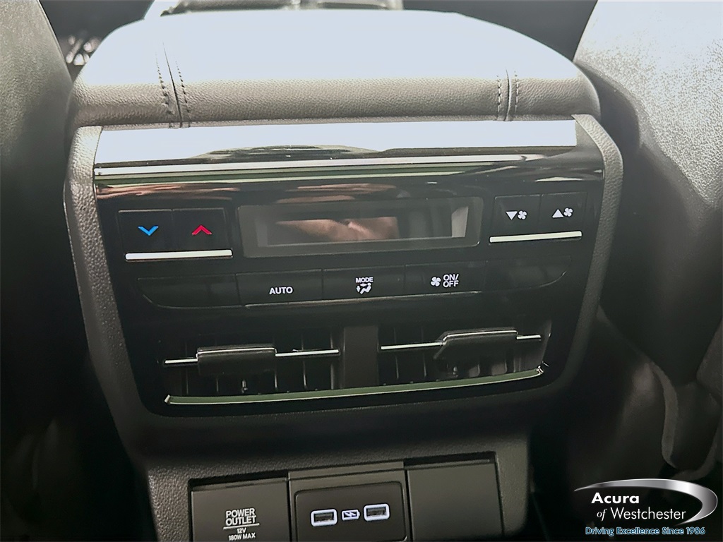 used 2023 Acura MDX car, priced at $39,999