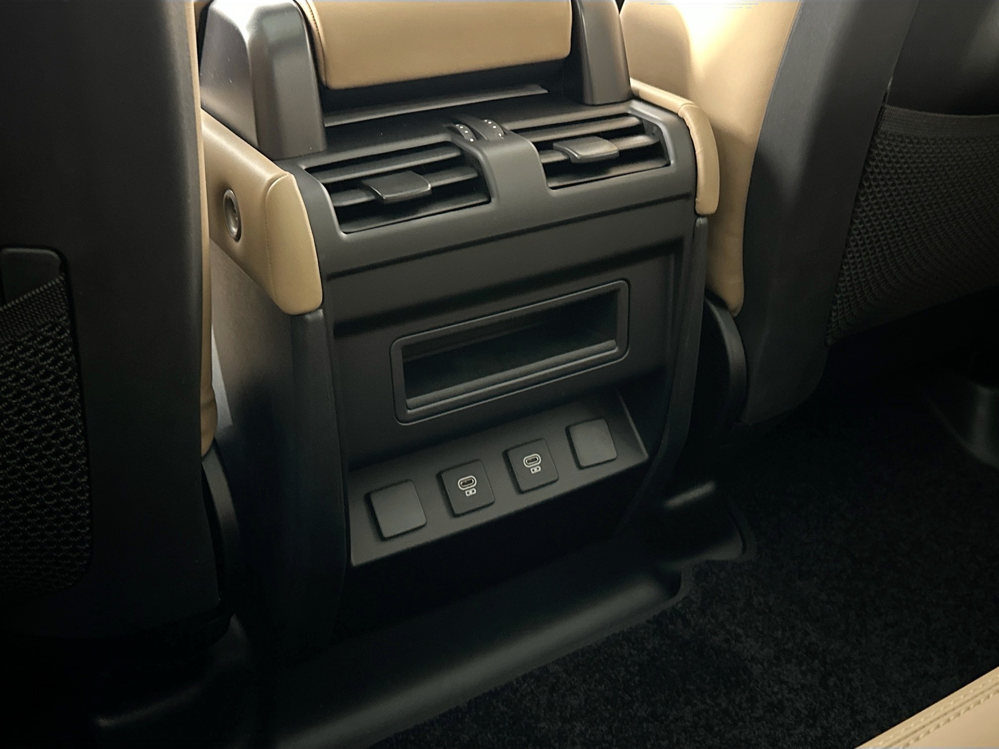 new 2025 Land Rover Defender 110 car, priced at $71,243