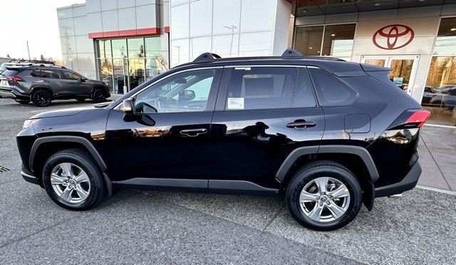 new 2025 Toyota RAV4 car