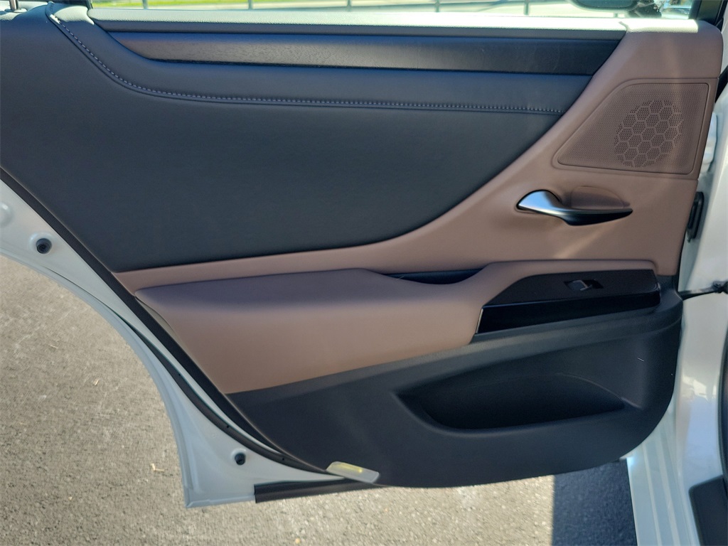 new 2025 Lexus ES car, priced at $49,694