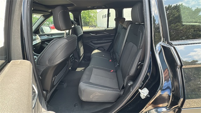 new 2025 Jeep Grand Cherokee car, priced at $42,848