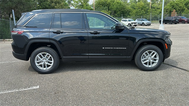 new 2025 Jeep Grand Cherokee car, priced at $42,848