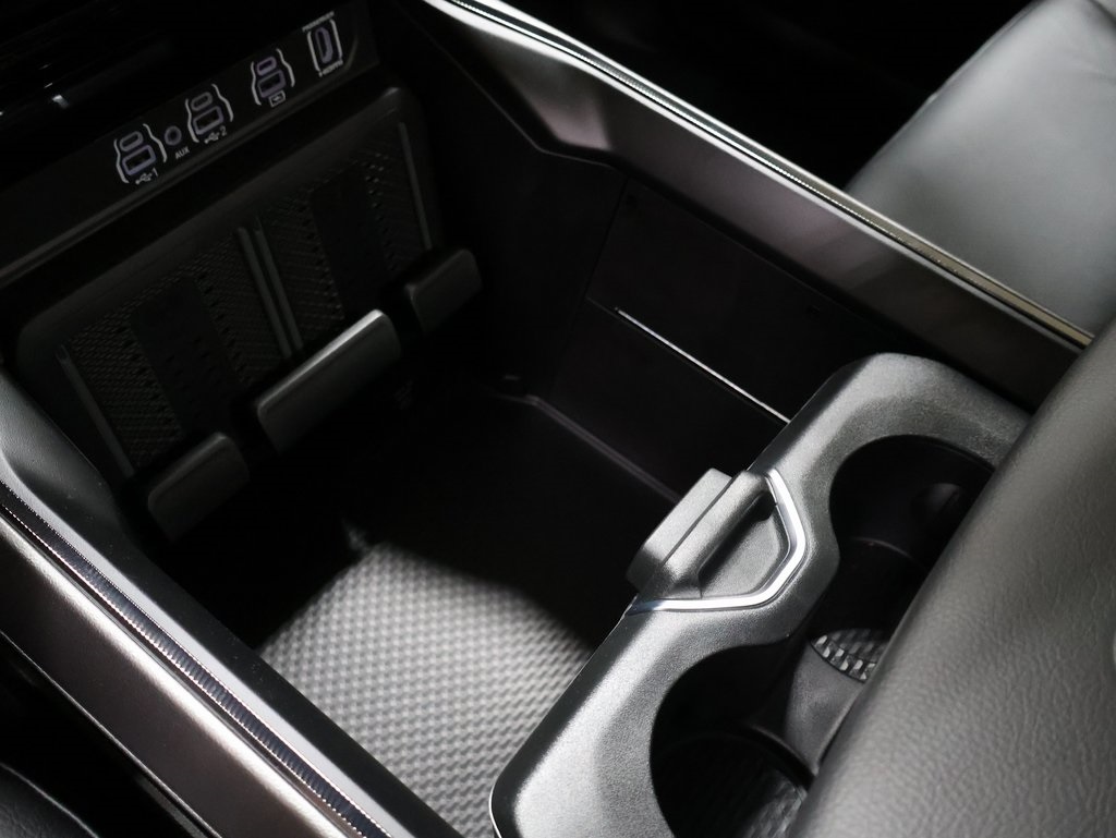 new 2025 Ram 1500 car, priced at $63,624