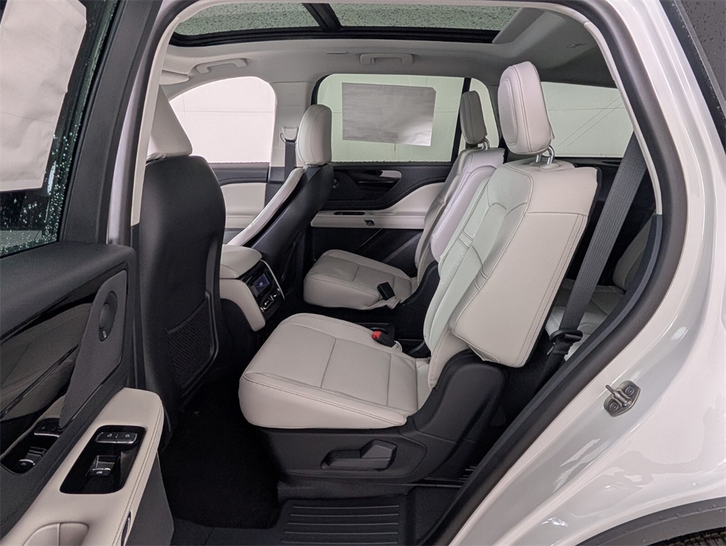 new 2025 Lincoln Aviator car, priced at $63,590
