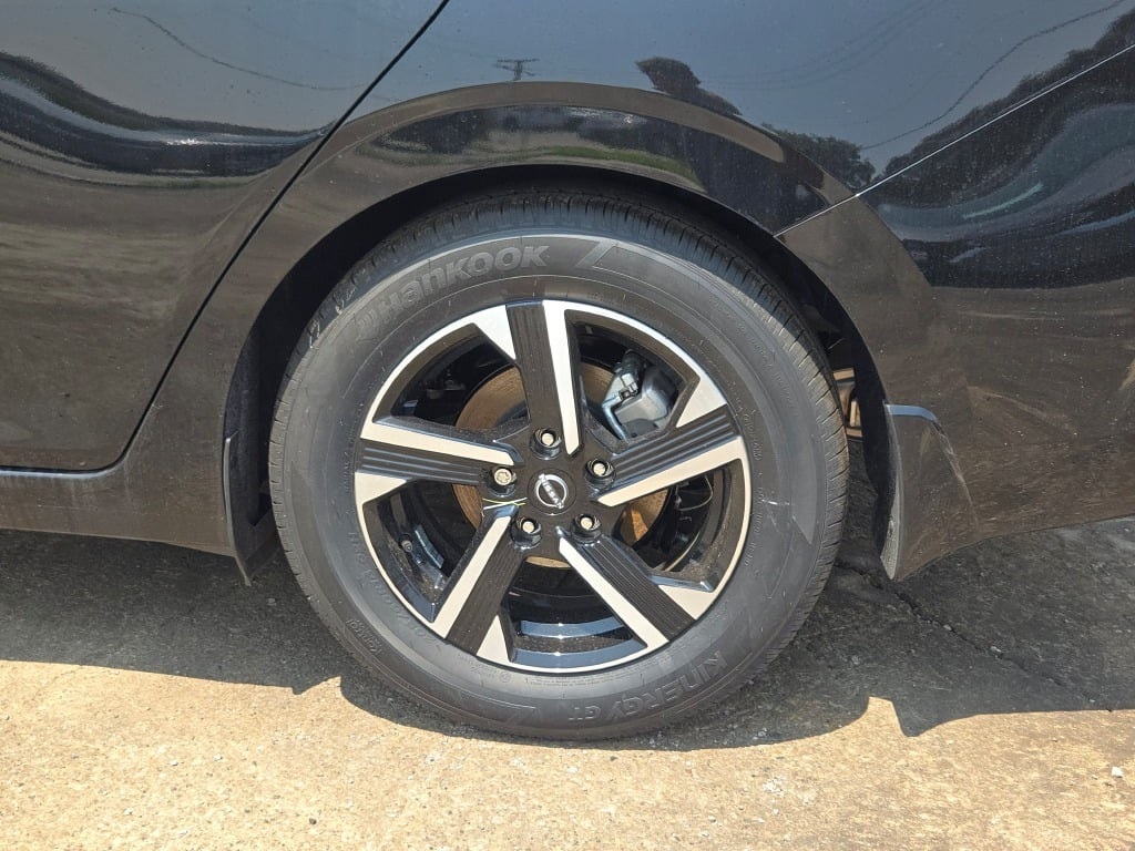 new 2025 Nissan Sentra car, priced at $24,325