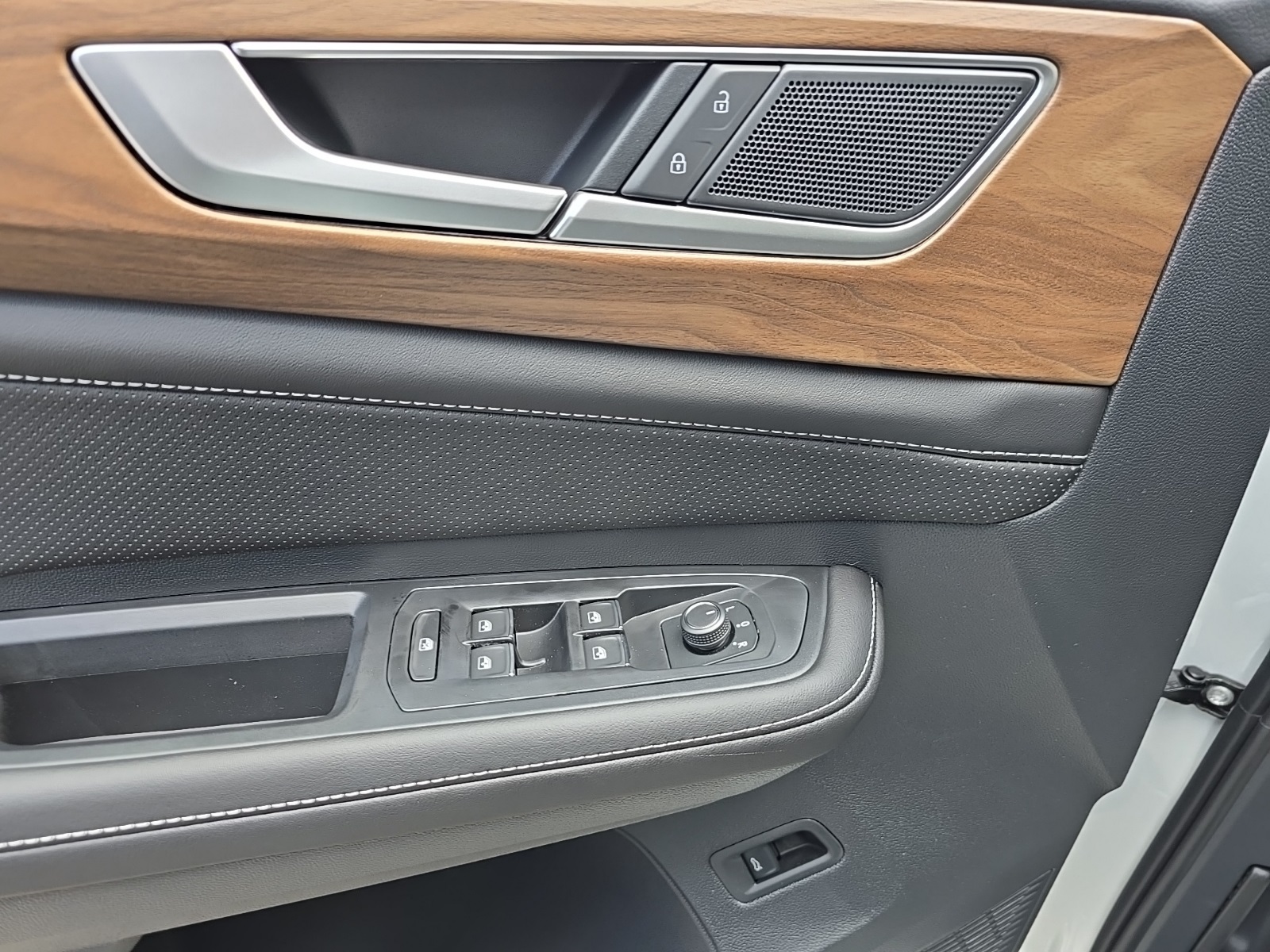 new 2026 Volkswagen Atlas car
