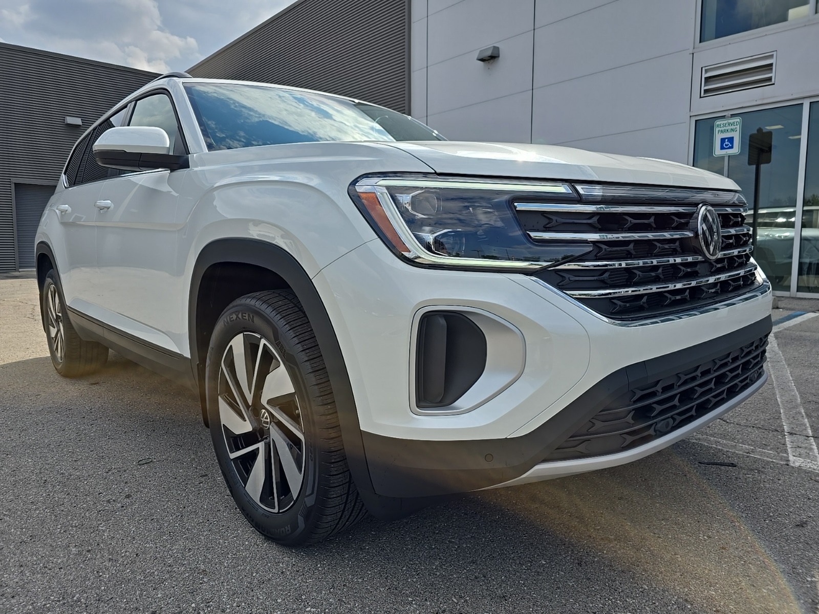 new 2026 Volkswagen Atlas car