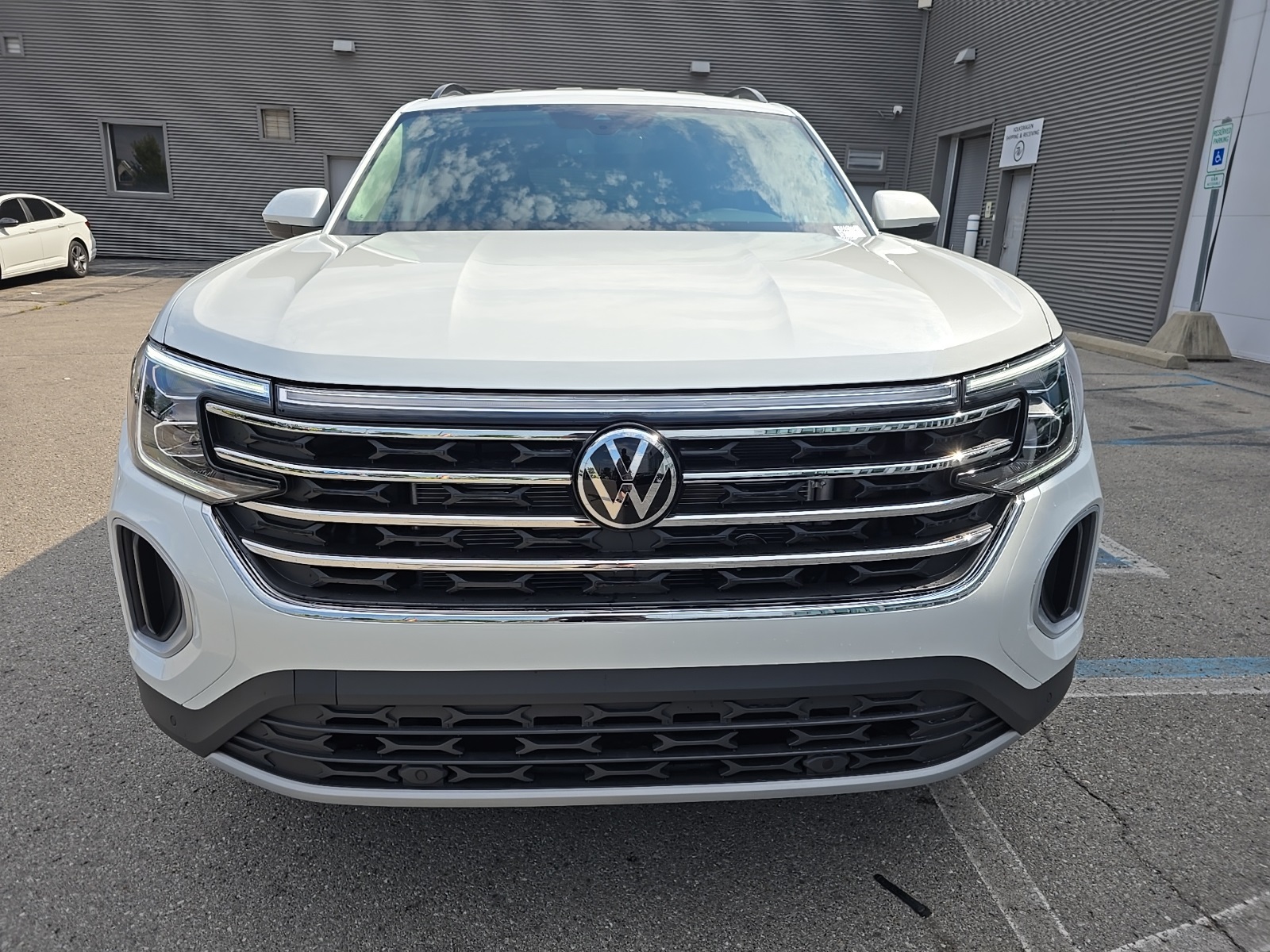 new 2026 Volkswagen Atlas car