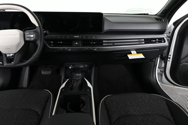new 2025 Kia K4 car, priced at $28,088