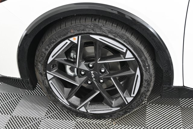 new 2025 Kia K4 car, priced at $28,088
