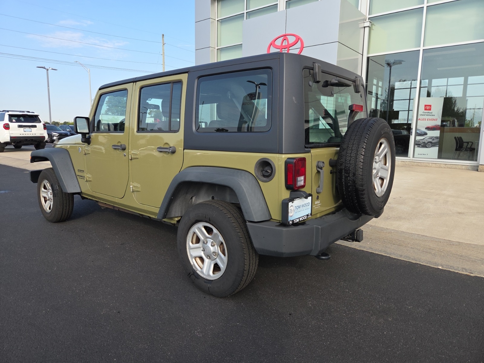 used 2013 Jeep Wrangler car, priced at $14,012