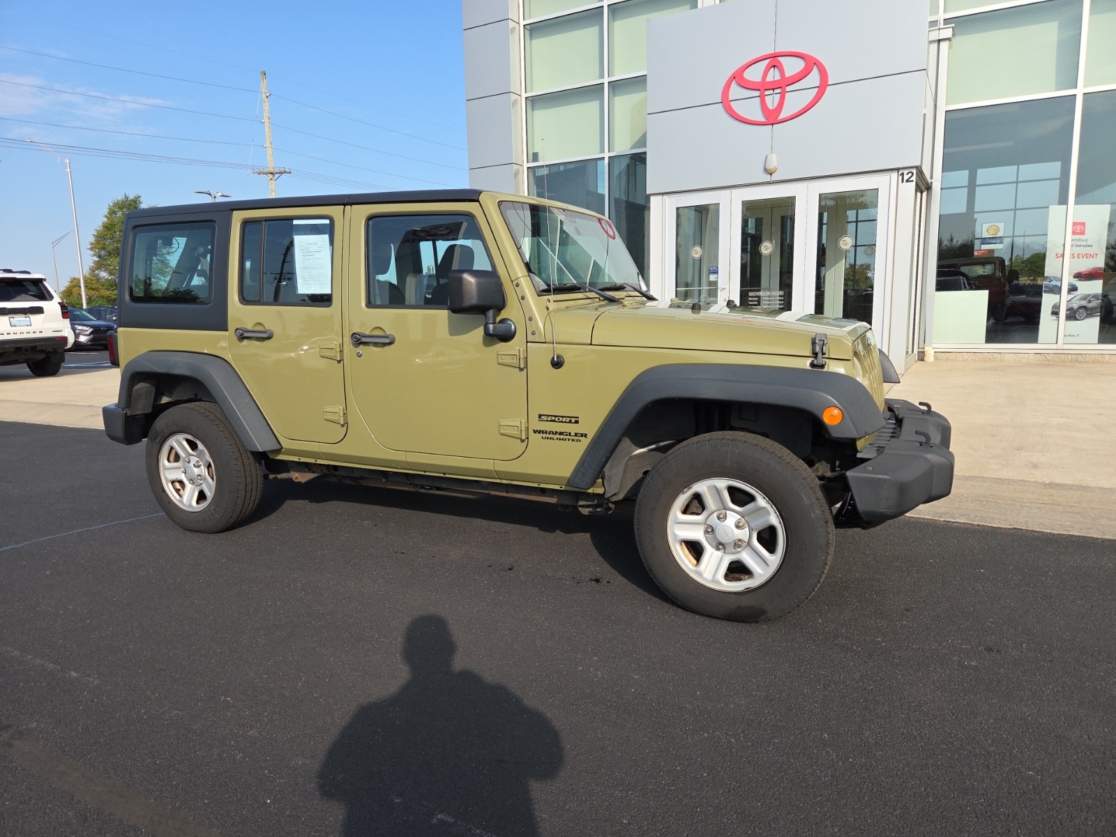 used 2013 Jeep Wrangler car, priced at $14,012