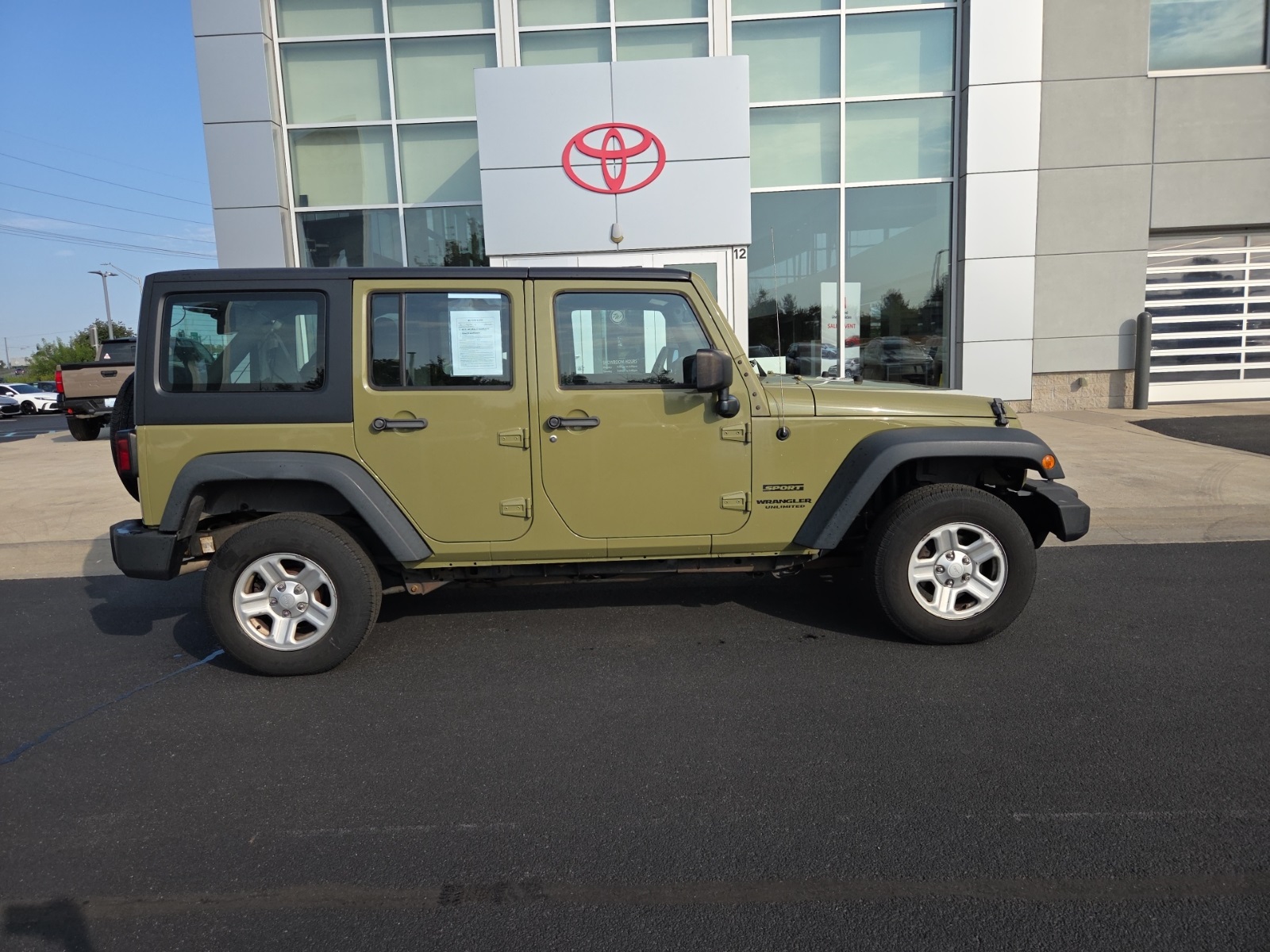 used 2013 Jeep Wrangler car, priced at $14,012