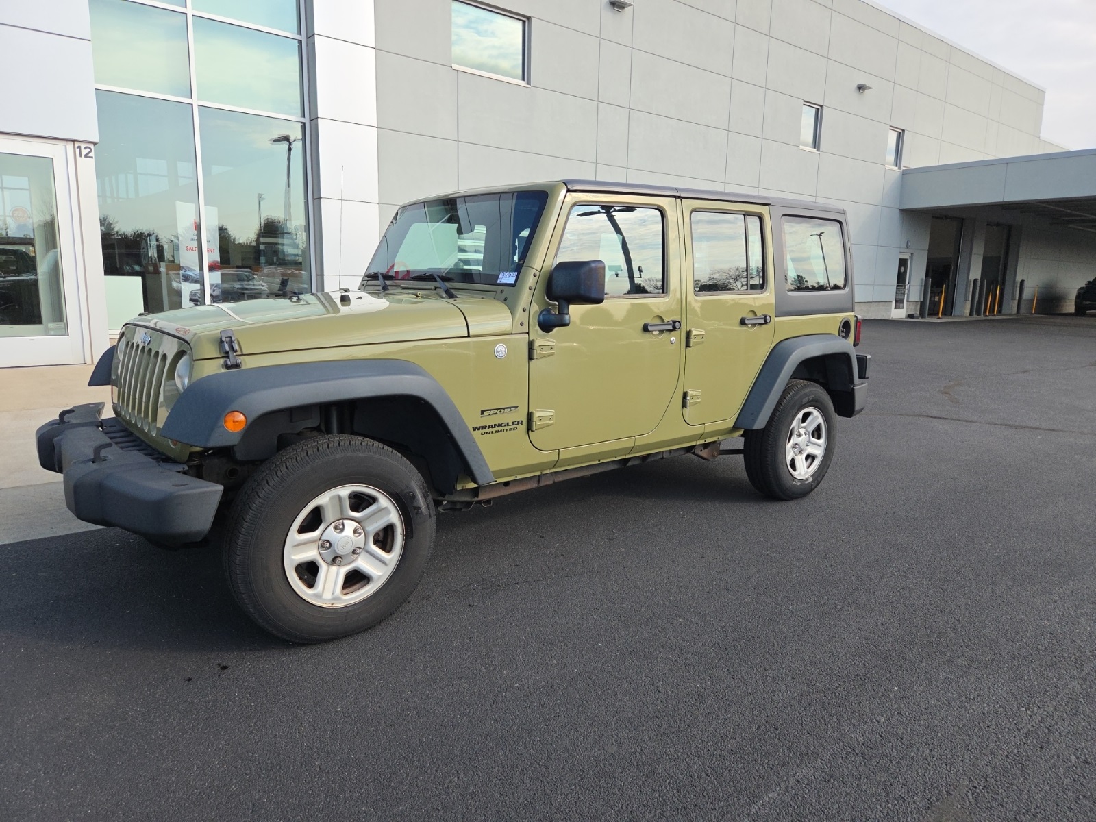 used 2013 Jeep Wrangler car, priced at $14,012