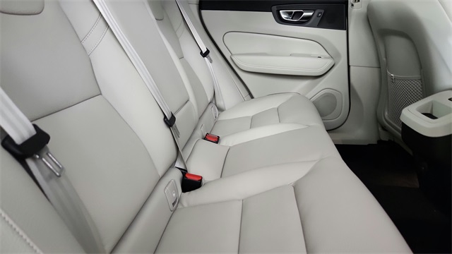 new 2025 Volvo XC60 car, priced at $55,360