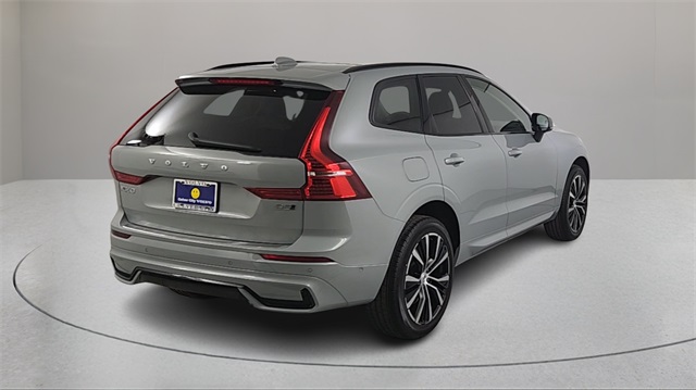 new 2025 Volvo XC60 car, priced at $55,360