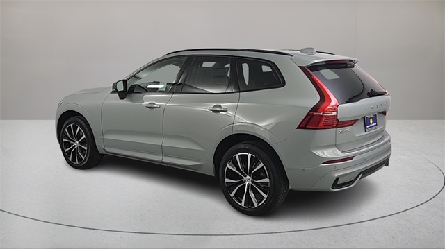 new 2025 Volvo XC60 car, priced at $55,360