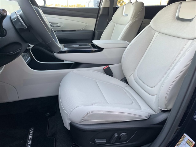new 2025 Hyundai Tucson Hybrid car, priced at $38,835