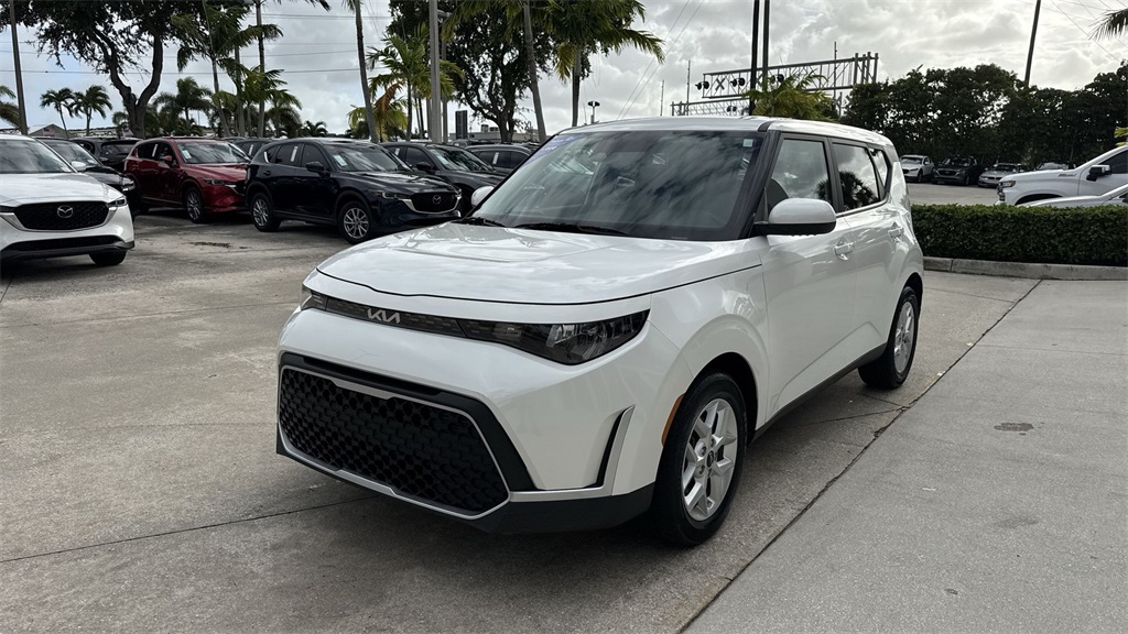 used 2023 Kia Soul car, priced at $15,490
