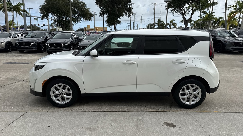 used 2023 Kia Soul car, priced at $15,490