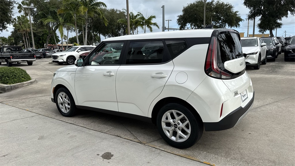 used 2023 Kia Soul car, priced at $15,490