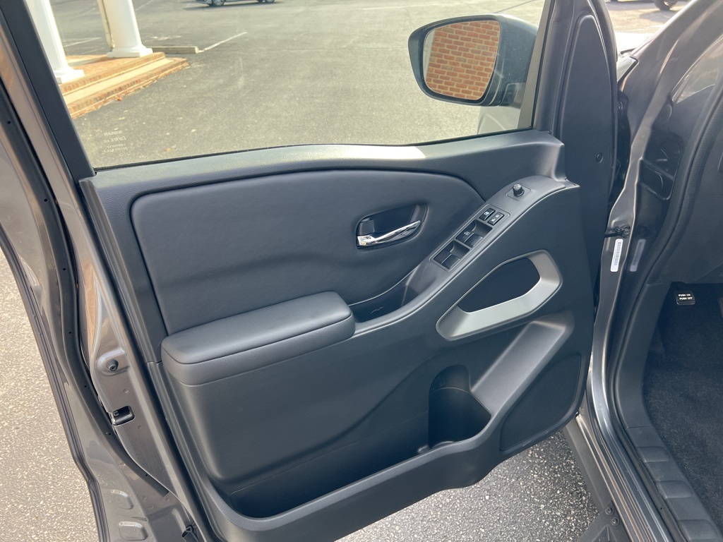 used 2024 Nissan Frontier car, priced at $31,900