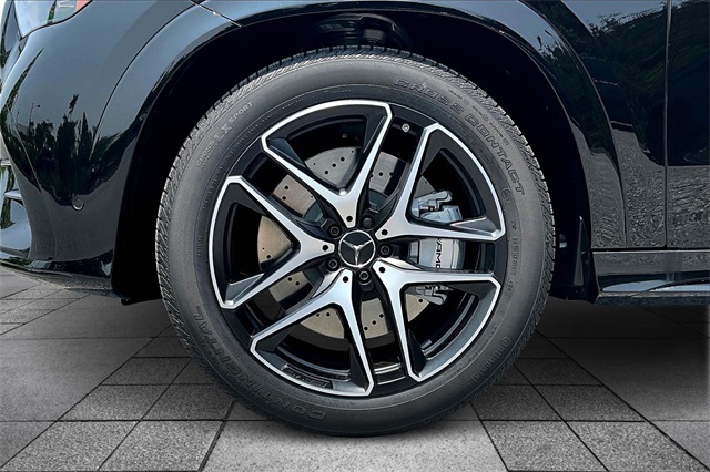 new 2025 Mercedes-Benz GLE car, priced at $99,725