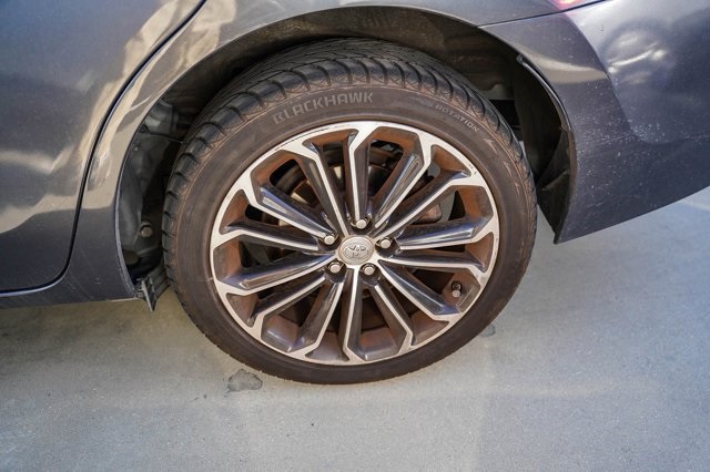 used 2016 Toyota Corolla car