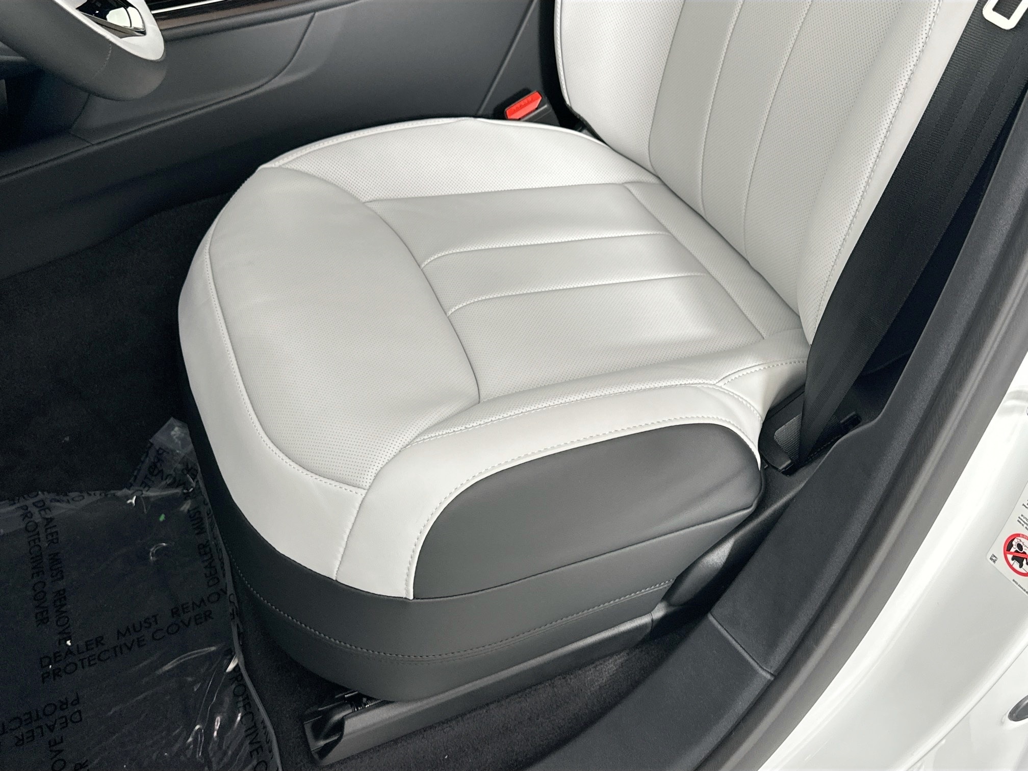 new 2025 Land Rover Range Rover Sport Plug-in Hybrid car, priced at $100,480