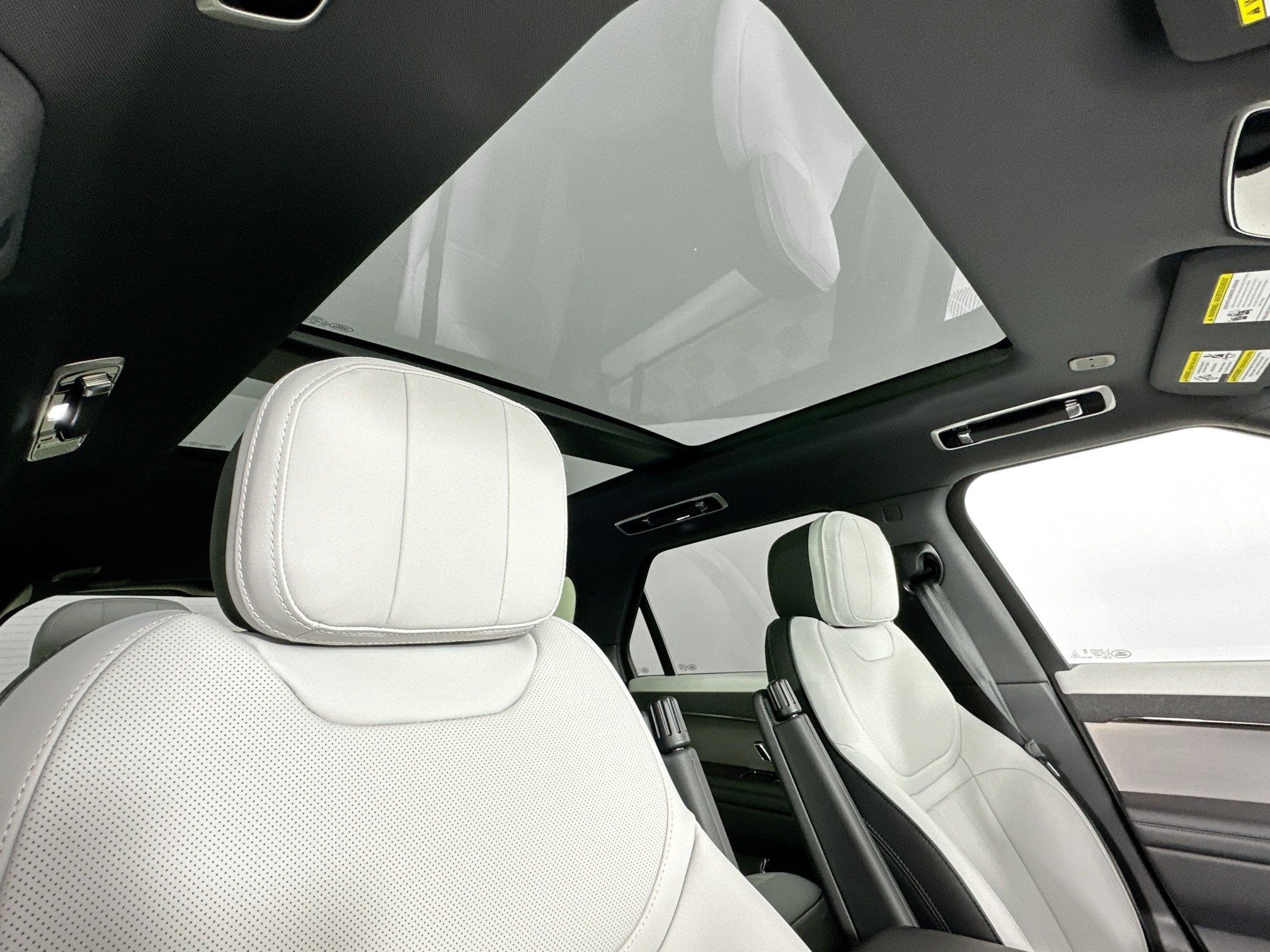 new 2025 Land Rover Range Rover Sport Plug-in Hybrid car, priced at $100,480